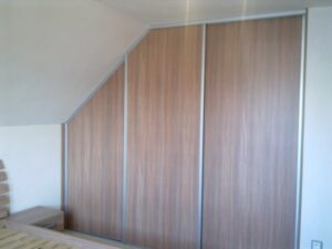 Mezonetová vestavěná skříň - Impress Pacov